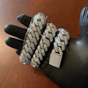 20mm 3 Row Cuban Chain 22 Inch | VVS1 Moissanite | Passes Diamond Tester